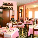 Edera Hotel 2*