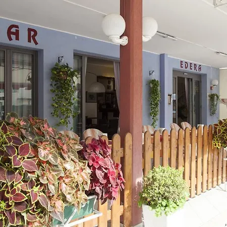 Edera Hotel 2*